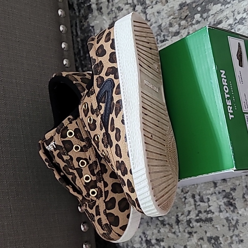 Leopard Tretorn - Picture 3 of 3